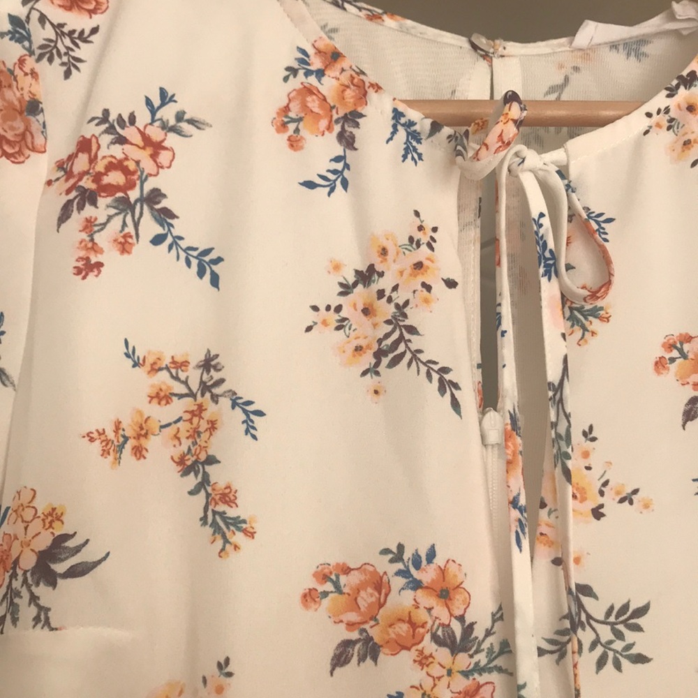 Short sleeve dress by Lush - Picture 2 of 7